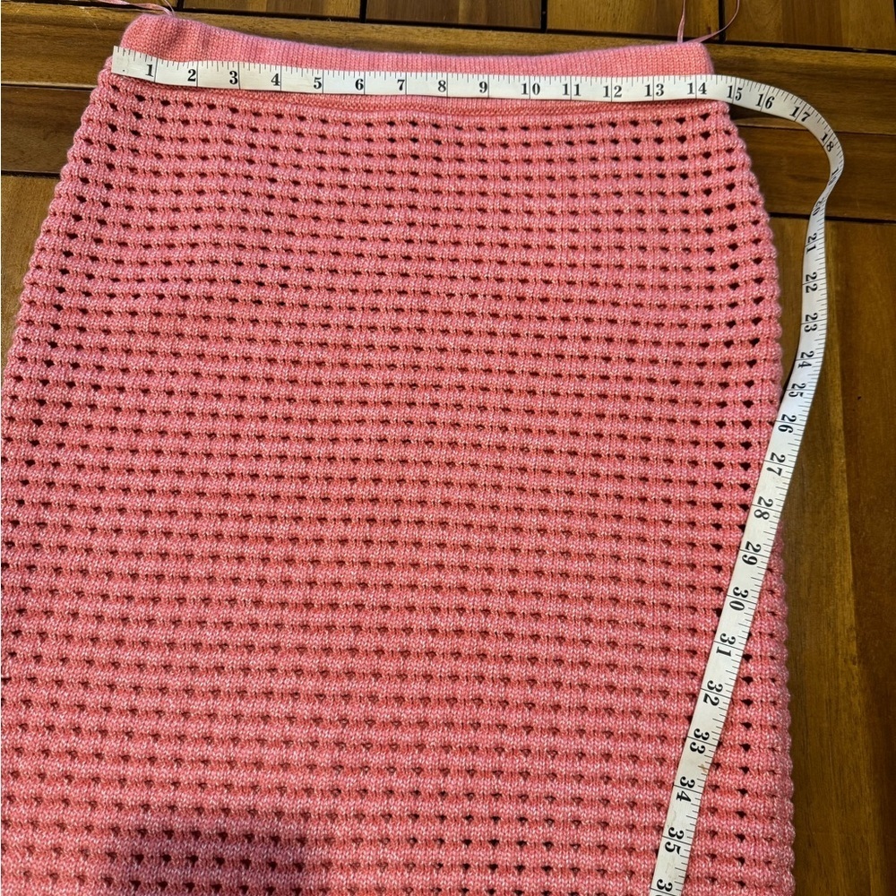Gianni Bini Pink Crochet Eddie Skirt Size Medium- worn by Southern Charm Star!⭐️ - Picture 6 of 7